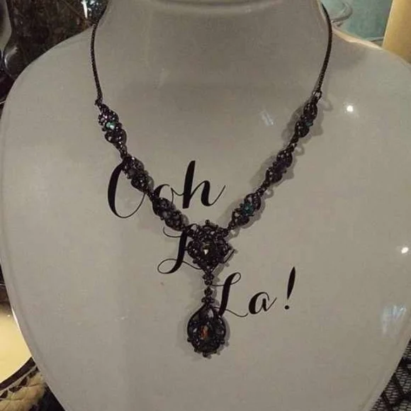 Gothic Victorian Jewelry - Picture 2 of 12